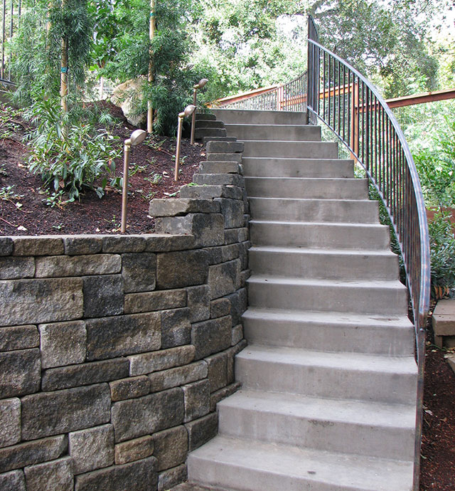 Custom Stone & Masonry Services | Patios, Walls & Fireplaces